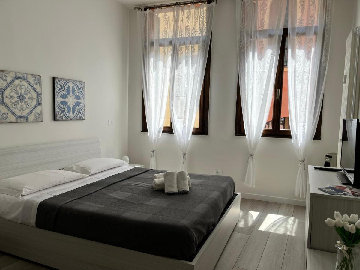 Appartamento Ai Portici Di Via Savonarola Padova Ngoại thất bức ảnh